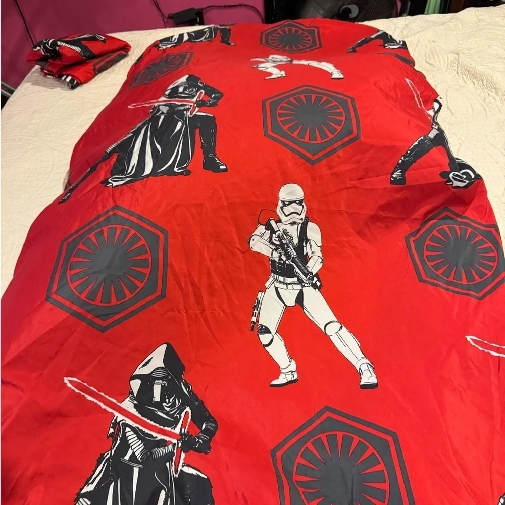 Star Wars VII Twin Sheet Set Force Awakens Stormtrooper Flat Fitted Red Kylo Ren